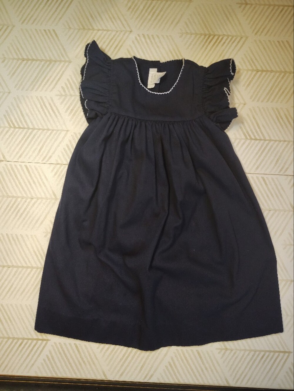 Lulu Bebe Girls Navy Blue Scalloped Flutter Sleeve Dress Size 4